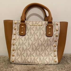 michael kors small purse